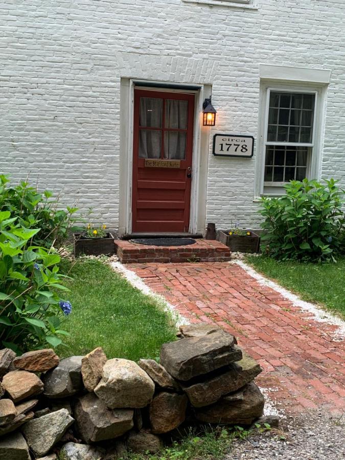 Innkeeper'S Place B&B Stafford Екстер'єр фото