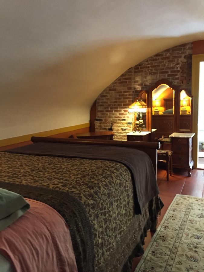 Innkeeper'S Place B&B Stafford Екстер'єр фото