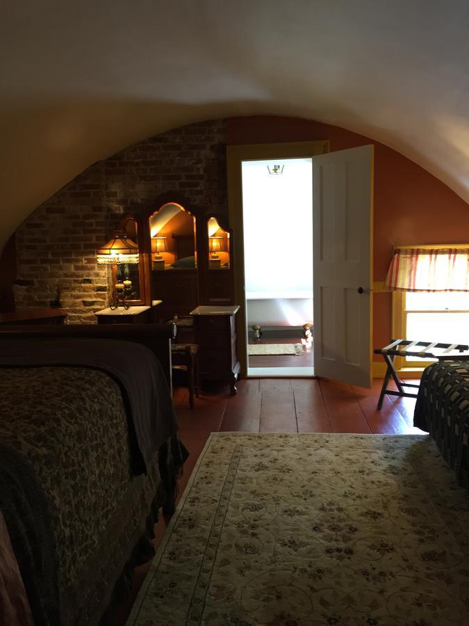 Innkeeper'S Place B&B Stafford Екстер'єр фото