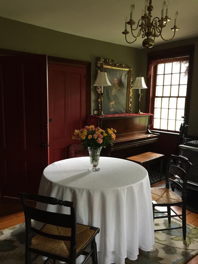 Innkeeper'S Place B&B Stafford Екстер'єр фото