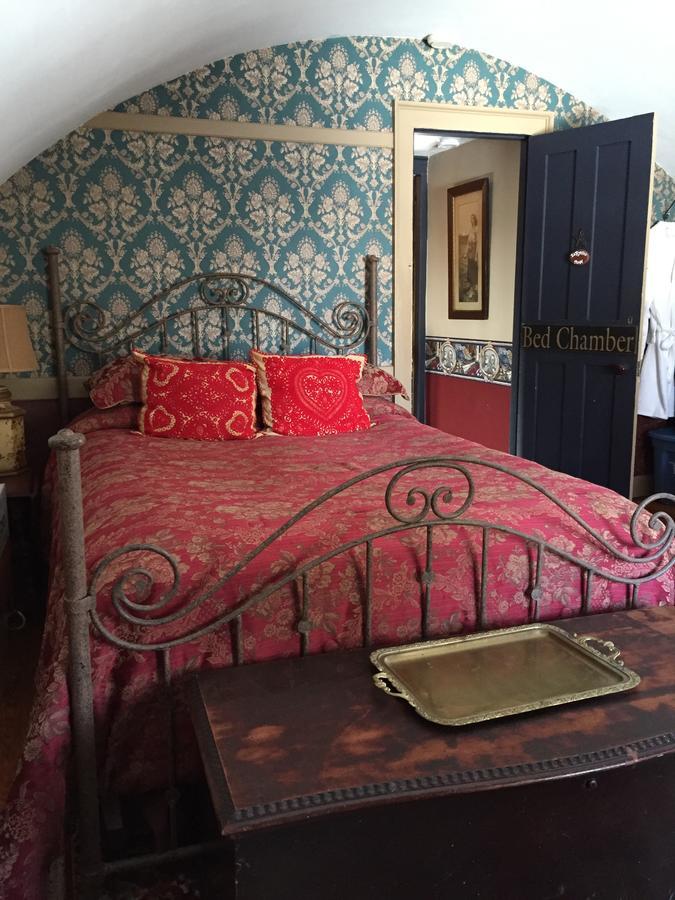 Innkeeper'S Place B&B Stafford Екстер'єр фото